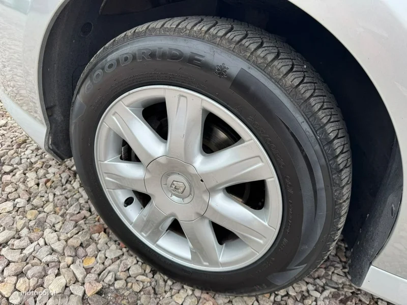 Renault Laguna III 8