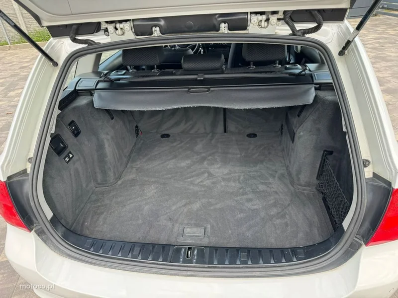 BMW Seria 3 E90 14