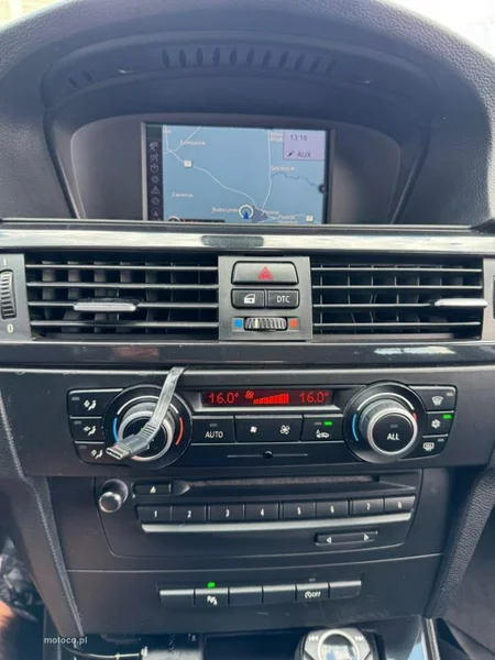 BMW Seria 3 E90 31
