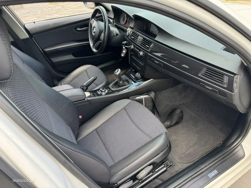 BMW Seria 3 E90 5