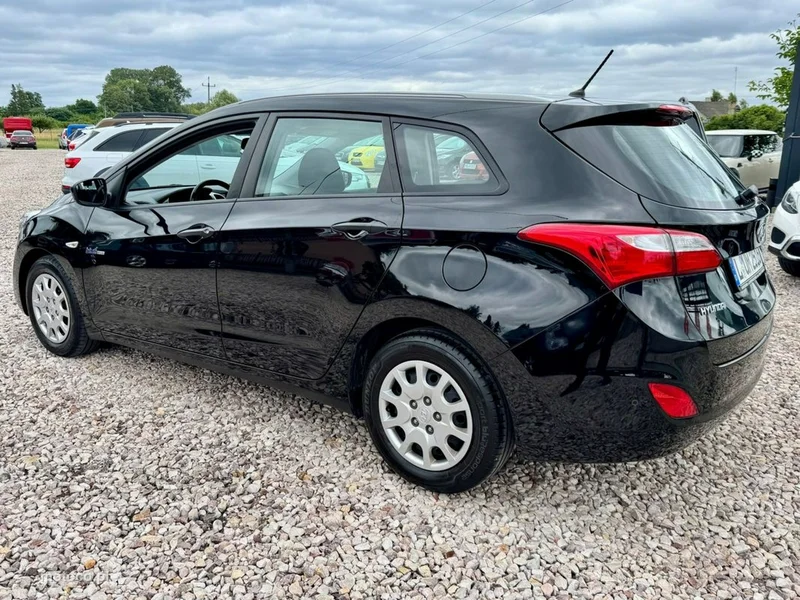 Hyundai i30 18