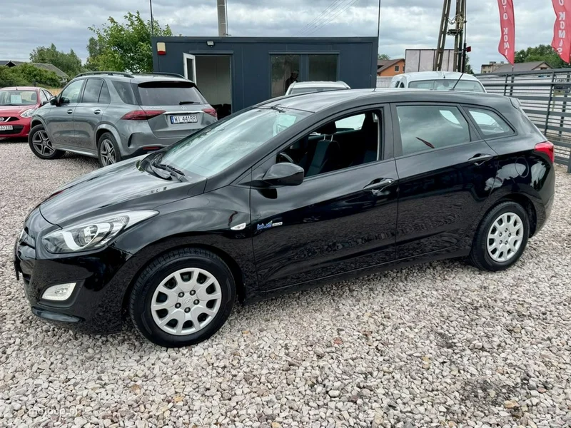 Hyundai i30 19