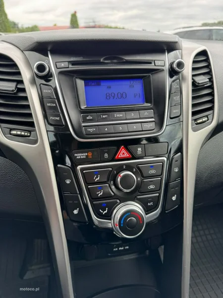Hyundai i30 22