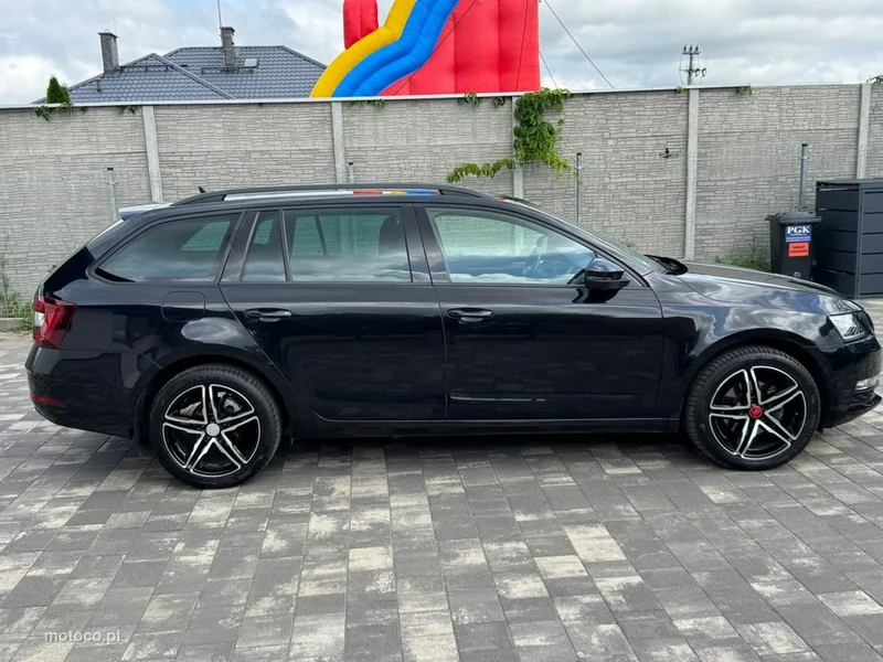 Skoda Octavia III 13
