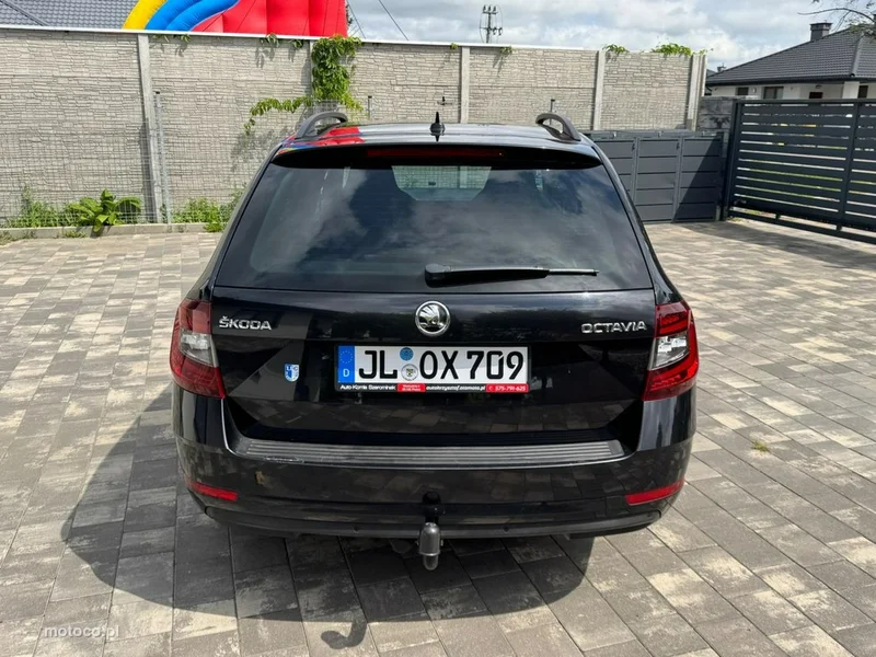 Skoda Octavia III 22