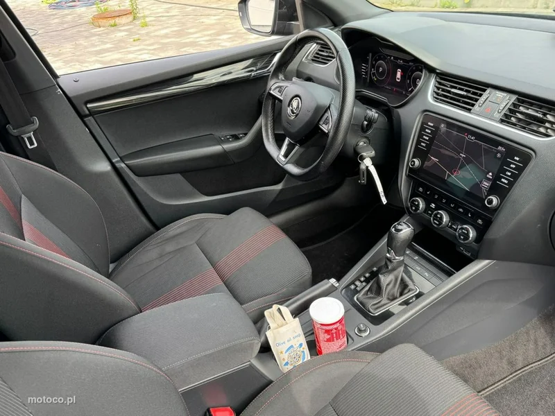 Skoda Octavia III 8