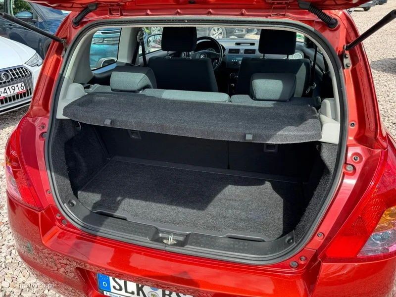 Suzuki Swift 17