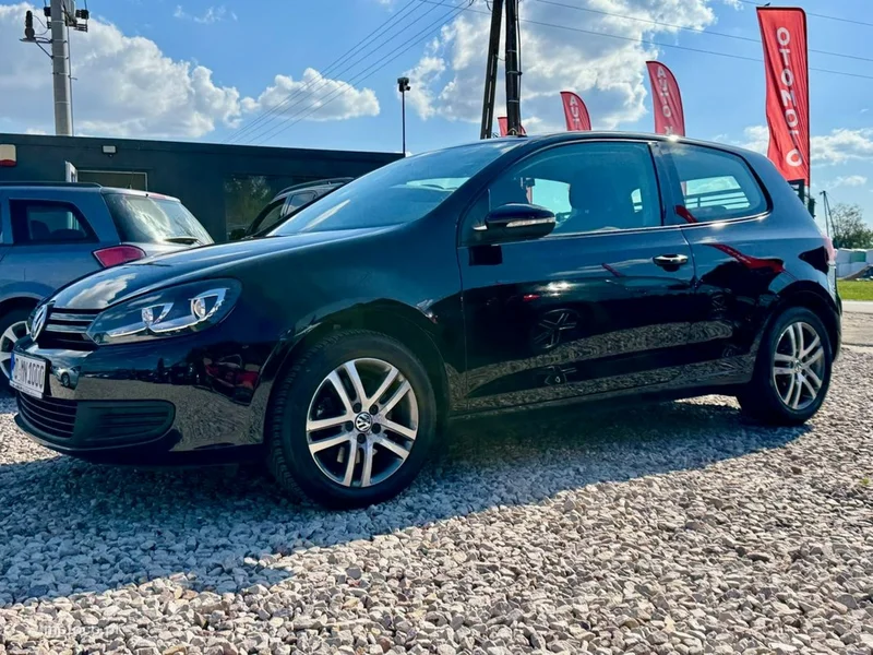 Volkswagen Golf VI 11