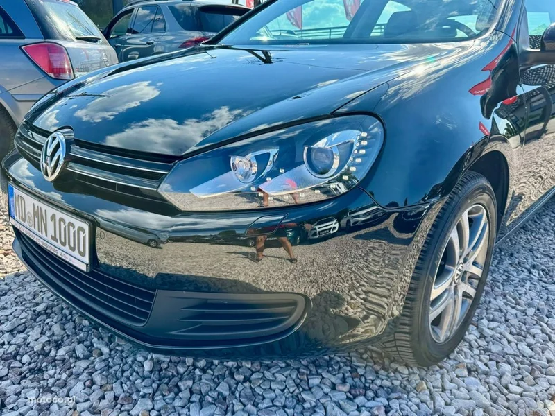 Volkswagen Golf VI 19