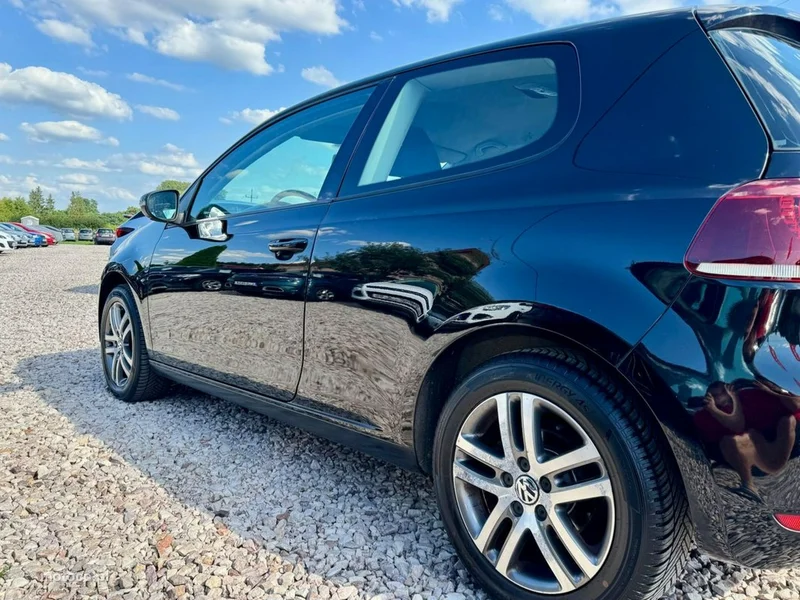 Volkswagen Golf VI 22
