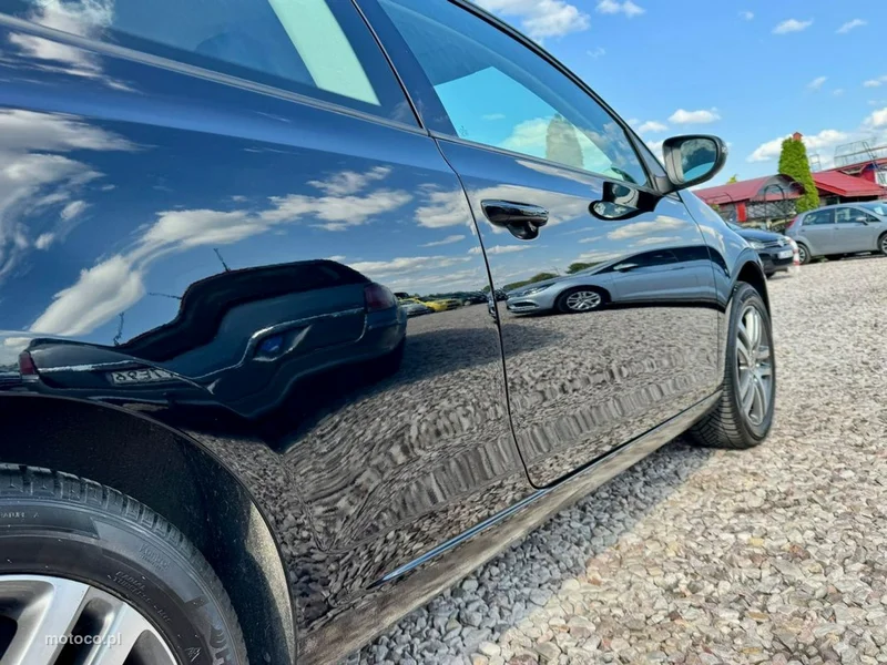Volkswagen Golf VI 25