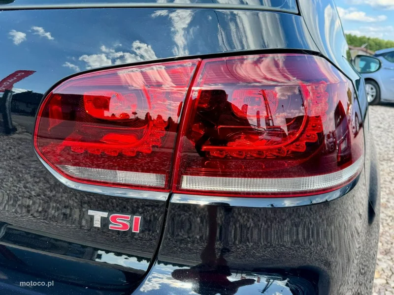Volkswagen Golf VI 6