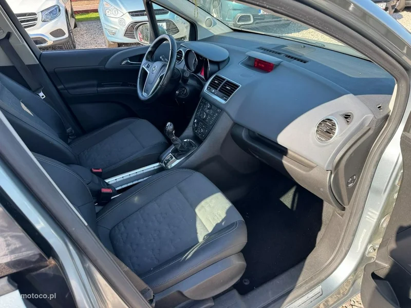 Opel Meriva B 16