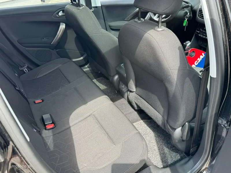 Peugeot 2008 27