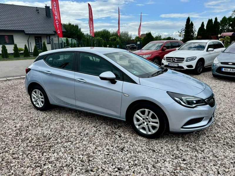 Opel Astra K 21