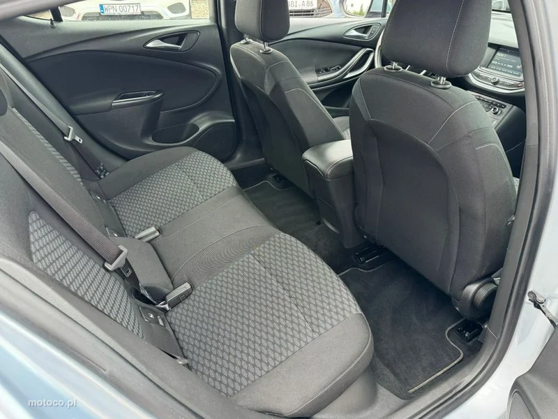 Opel Astra K 28