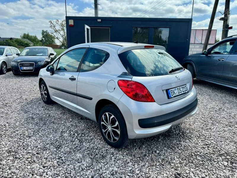 Peugeot 207 12