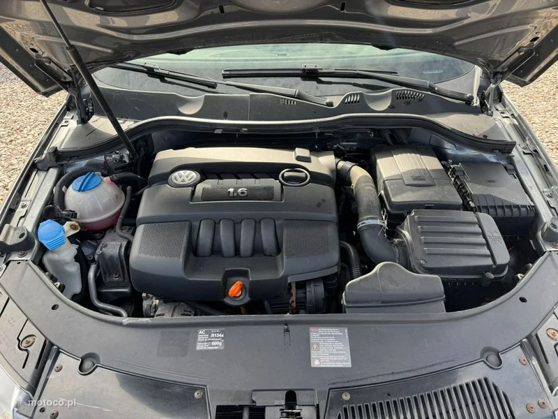 Volkswagen Passat B6 2
