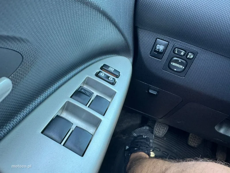 Toyota Urban Cruiser 13