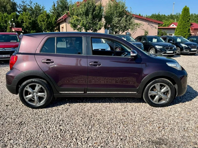 Toyota Urban Cruiser 17