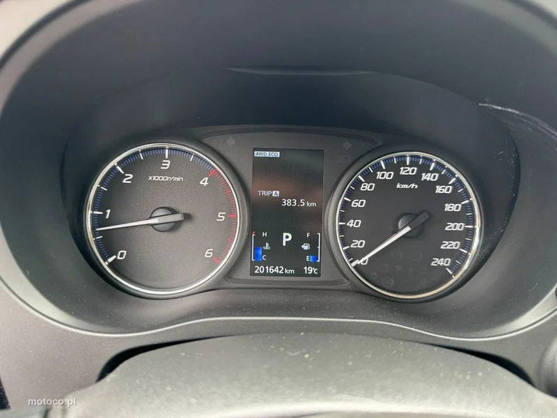 Mitsubishi Outlander 11