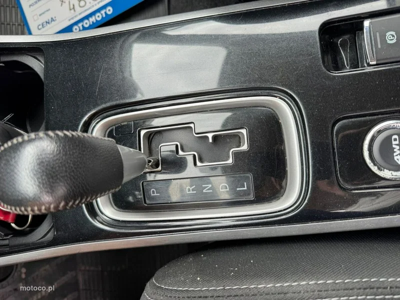 Mitsubishi Outlander 12
