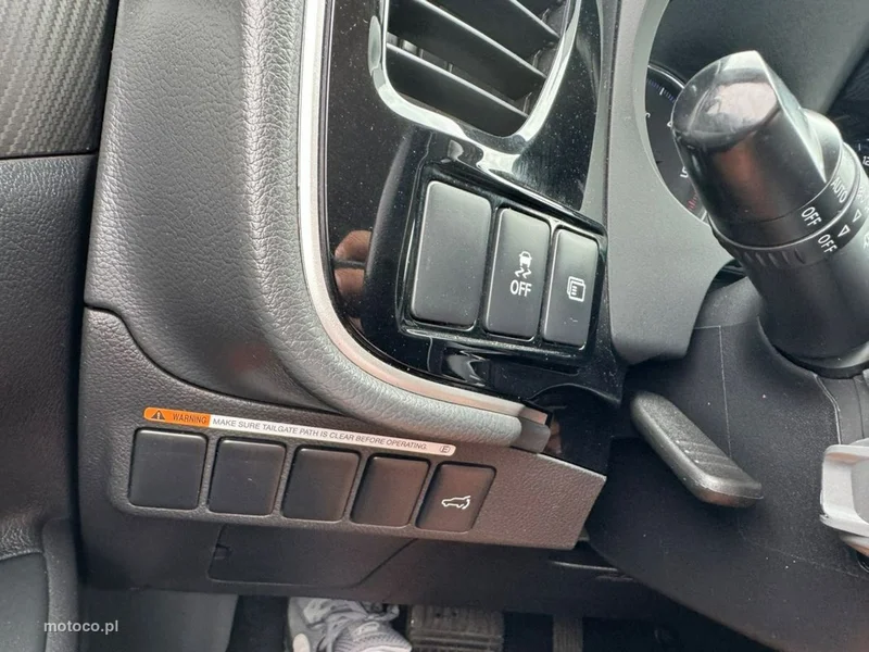 Mitsubishi Outlander 14