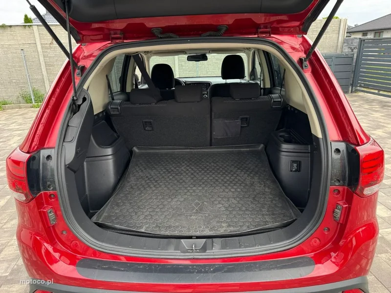 Mitsubishi Outlander 33