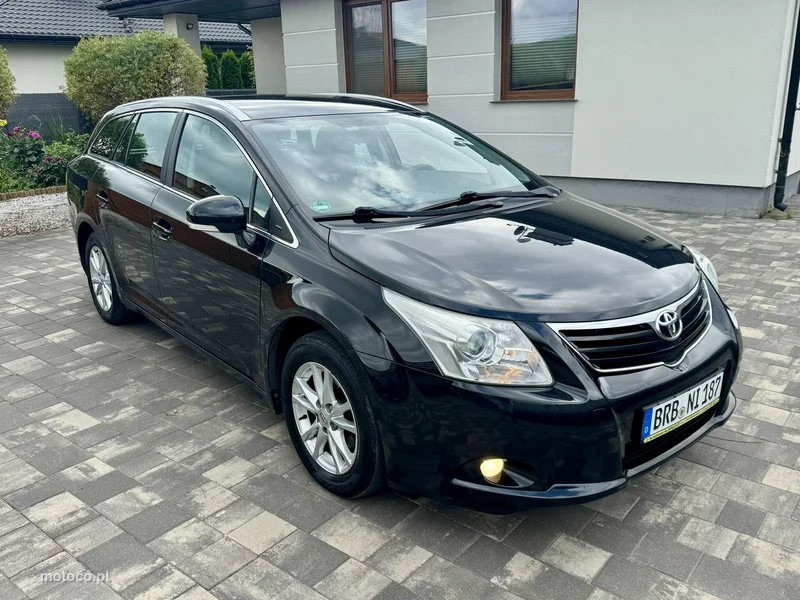 Toyota Avensis T27 20