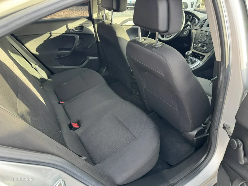 Opel Insignia A 11