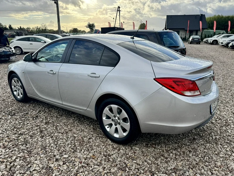 Opel Insignia A 3