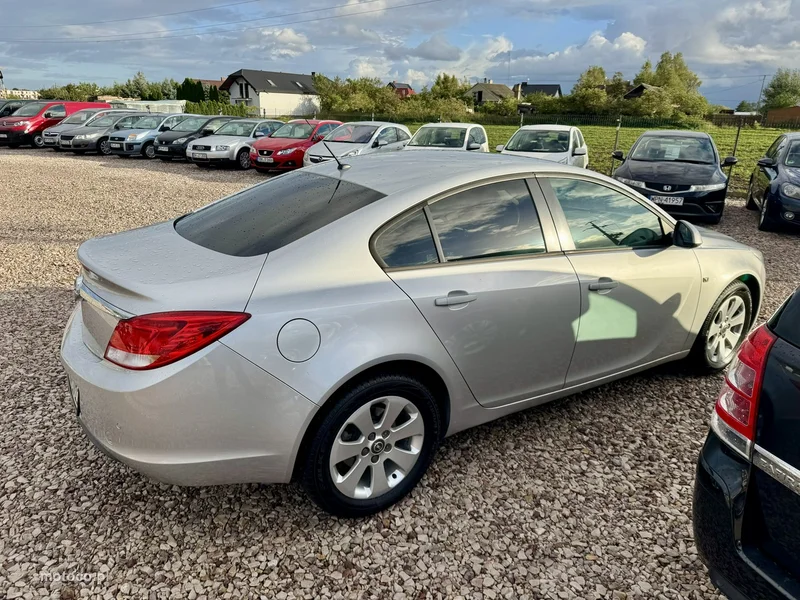 Opel Insignia A 6