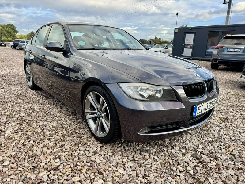 BMW Seria 3 E90 320 23