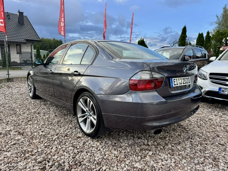 BMW Seria 3 E90 320 27