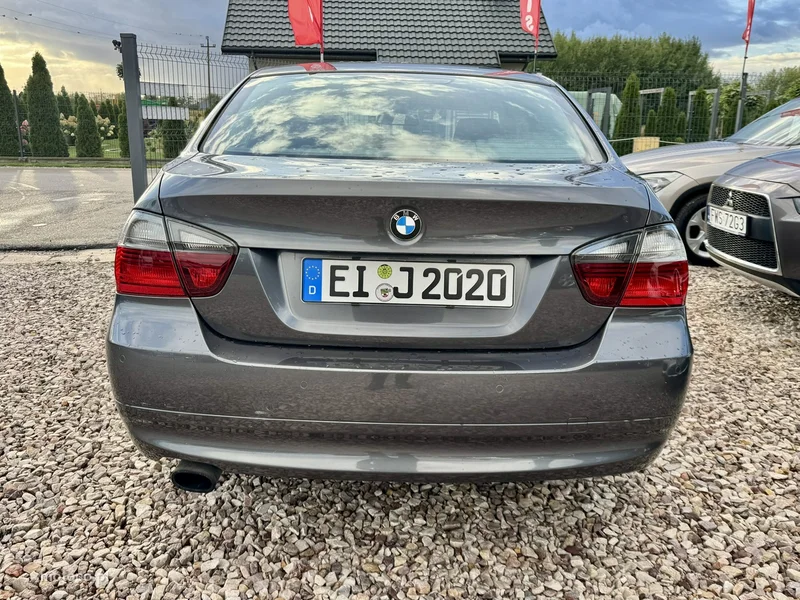 BMW Seria 3 E90 320 7