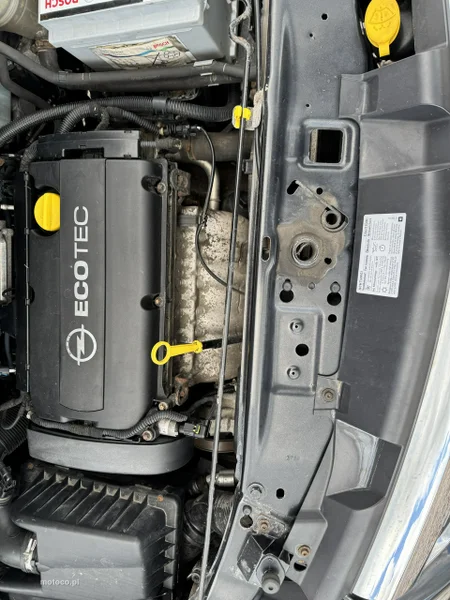 Opel Zafira B 12