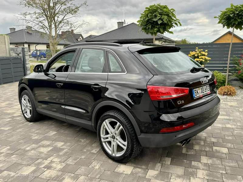 Audi Q3 8U 28