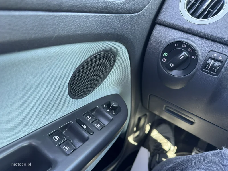 Volkswagen Golf Plus V 19