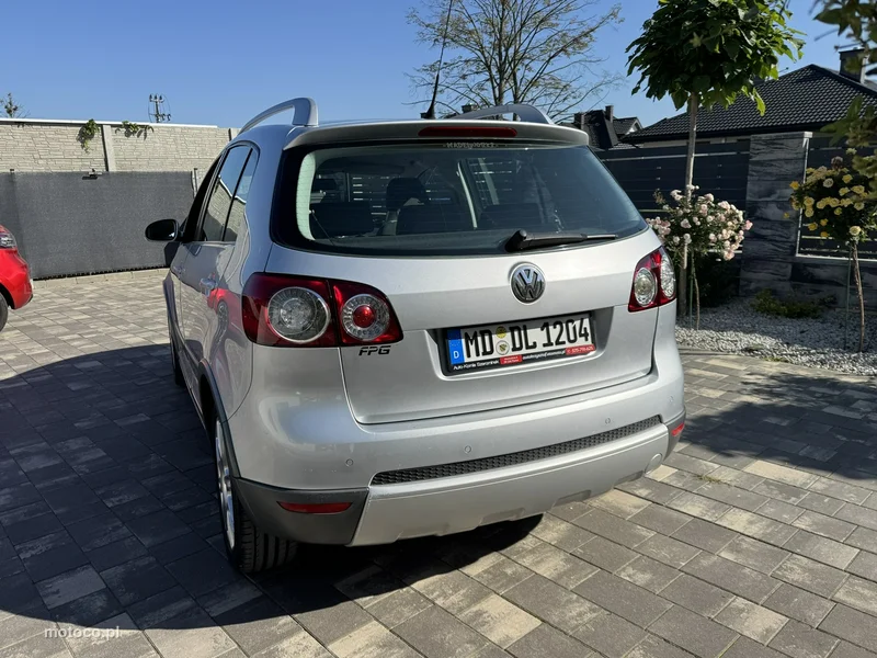 Volkswagen Golf Plus V 8