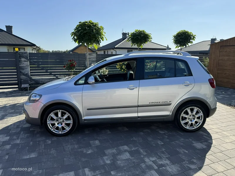 Volkswagen Golf Plus V 9