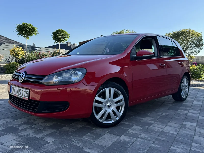 Volkswagen Golf VI 16