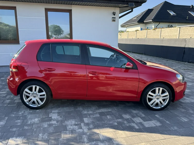 Volkswagen Golf VI 21