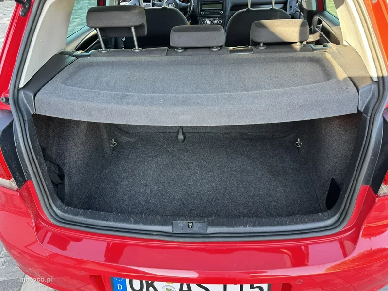 Volkswagen Golf VI 23