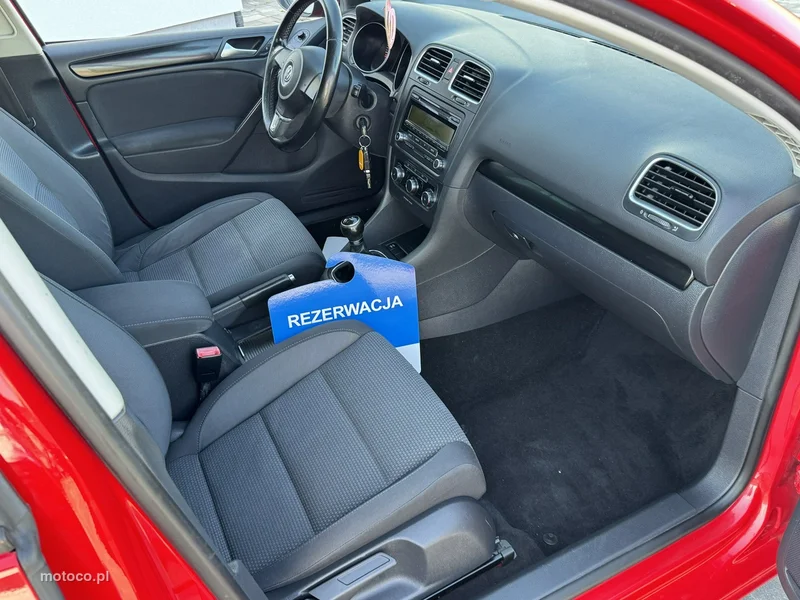 Volkswagen Golf VI 7