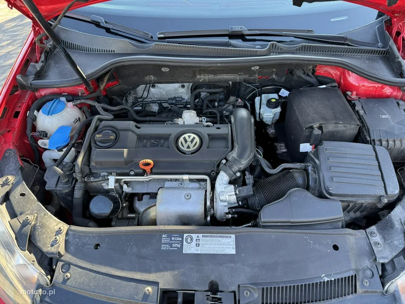Volkswagen Golf VI 9
