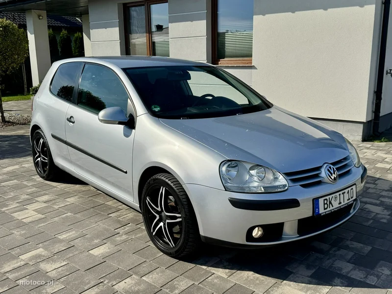 Volkswagen Golf V 19