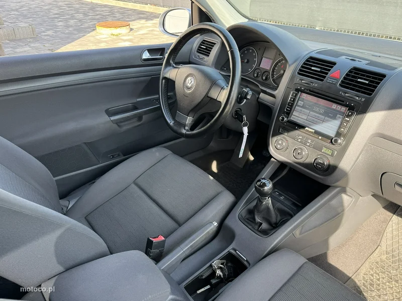 Volkswagen Golf V 5