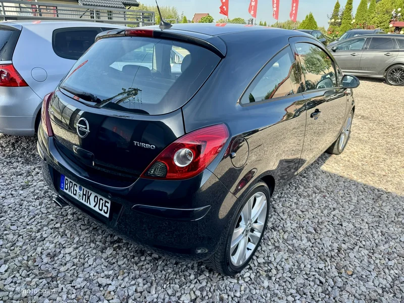 Opel Corsa D 24