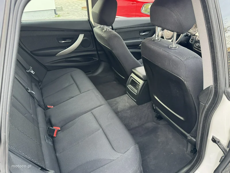 BMW Seria 3 F30 3GT 16