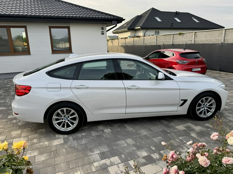 BMW Seria 3 F30 3GT 21